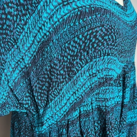 Liz Lange Maternity Blue Small Rayon Blouse - Picture 5 of 7